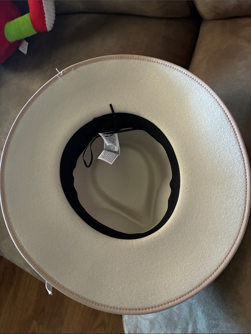 Women's Wide Brim Felt Hat - Cream - Picture 2 of 3